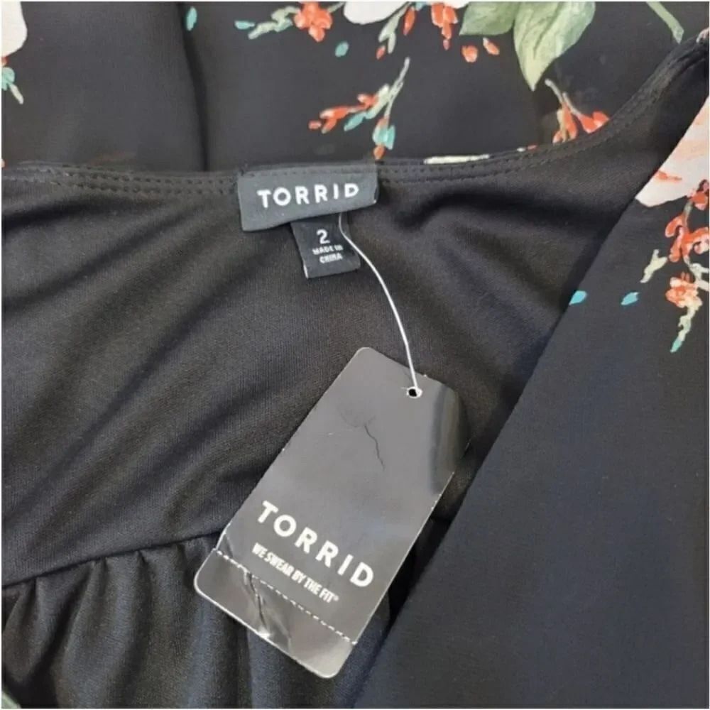 NEW Torrid Black Floral Smocked Georgette Dress in Dream Bouquet Size 2 (2X) - Picture 9 of 13